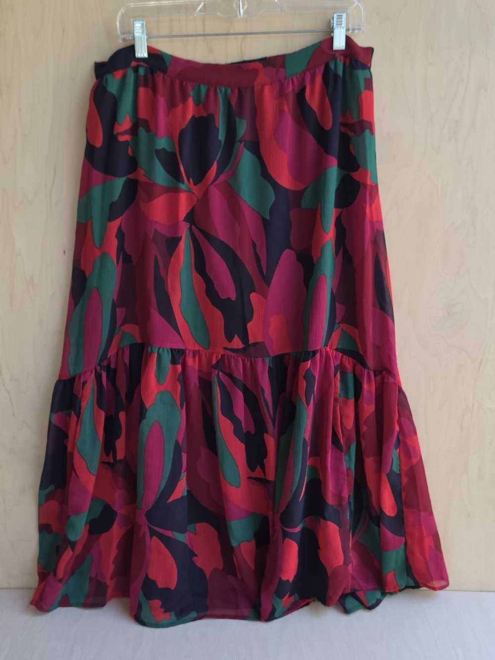 Vibrant Abstract Print Tiered Maxi Skirt - Red & Green